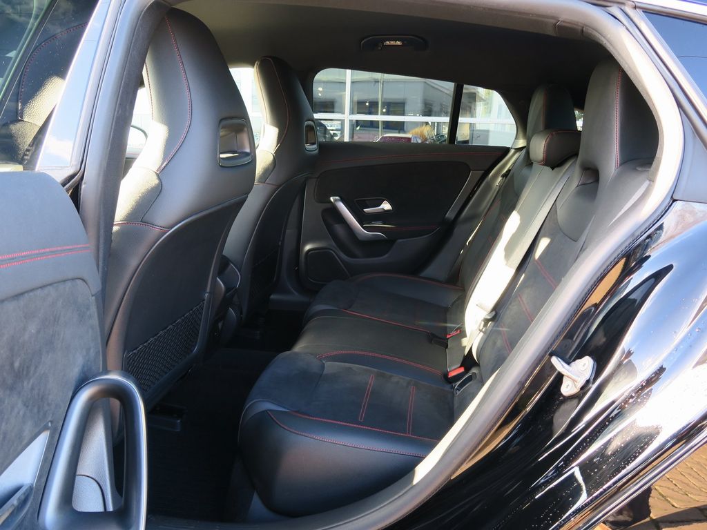 Mercedes-Benz CLA 250 2021