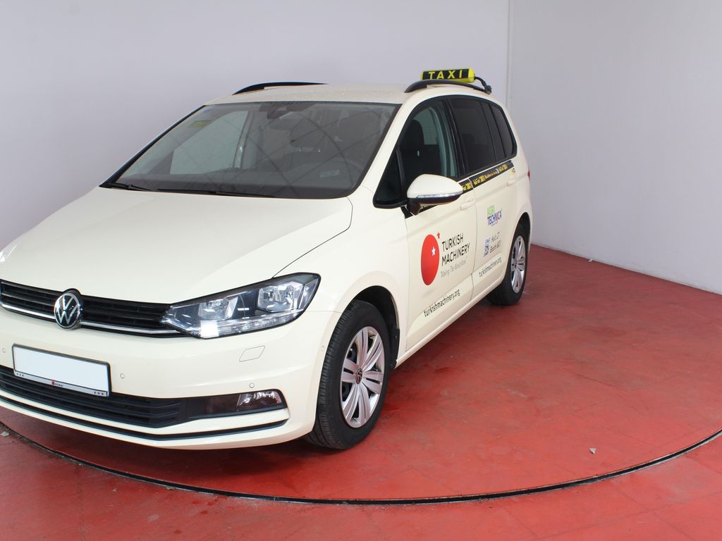Volkswagen Touran 2024