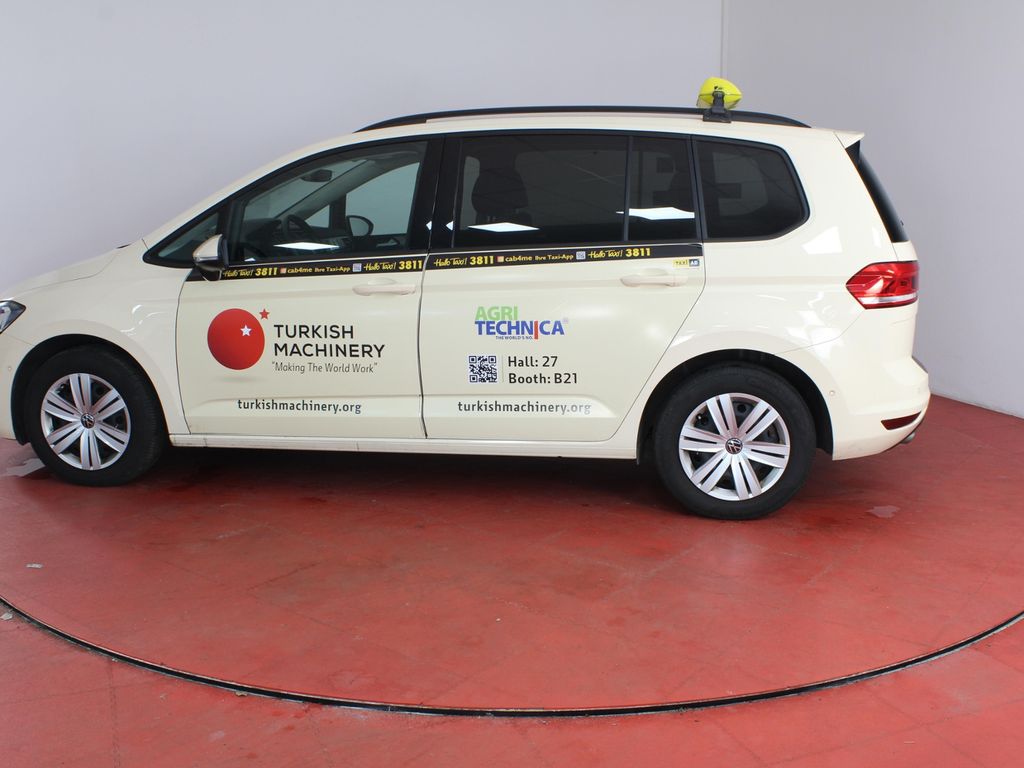 Volkswagen Touran 2024