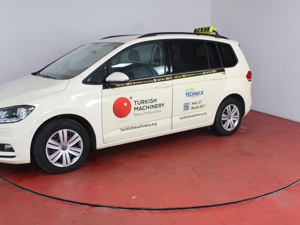 Volkswagen Touran 2024