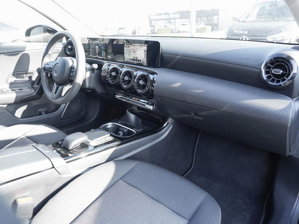 Mercedes-Benz A 250 2022