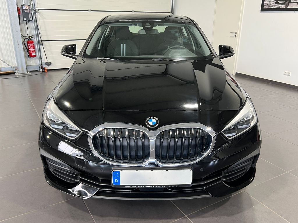 BMW 118 2021