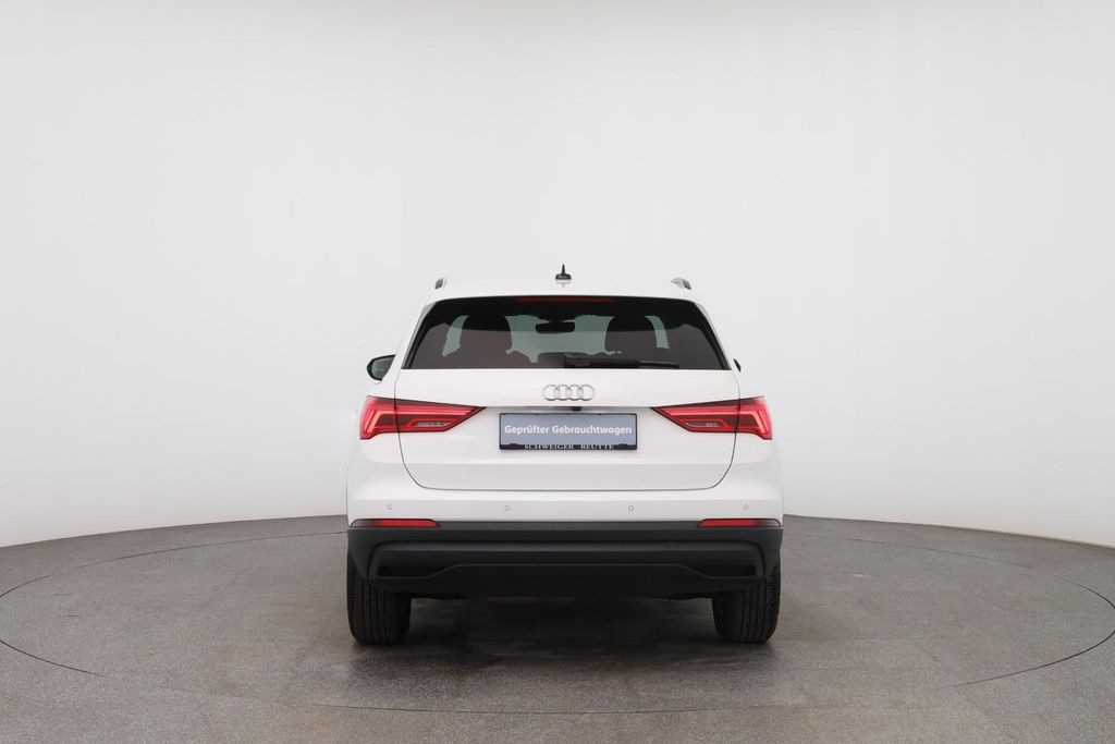 Audi Q3 2021