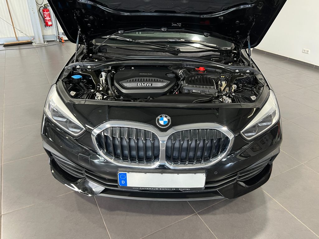 BMW 118 2021