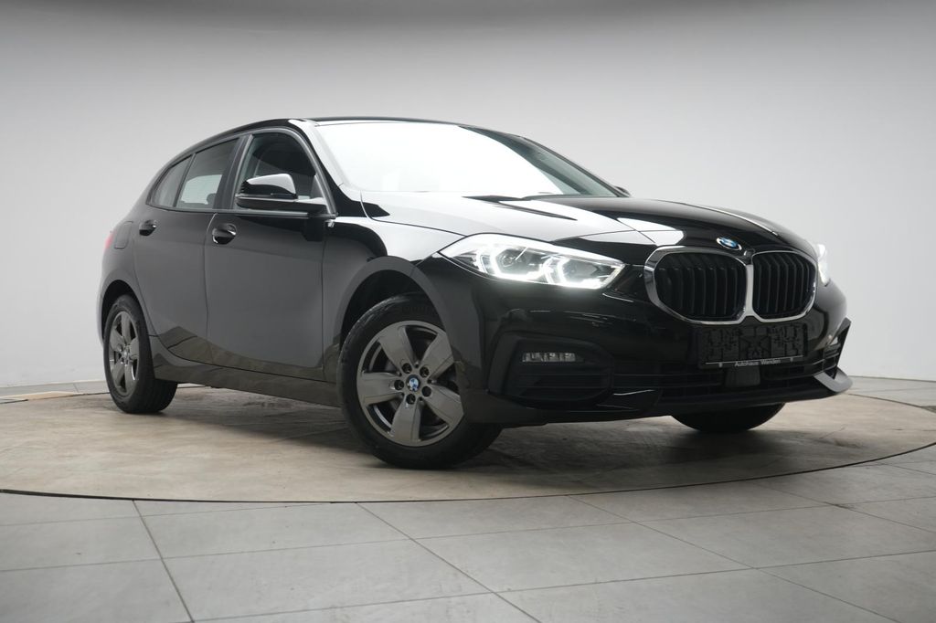 BMW 118 2022
