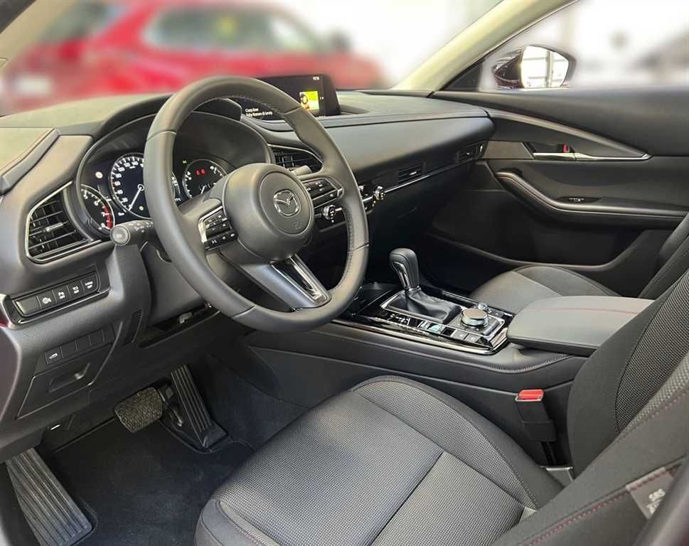 Mazda CX-30 2025