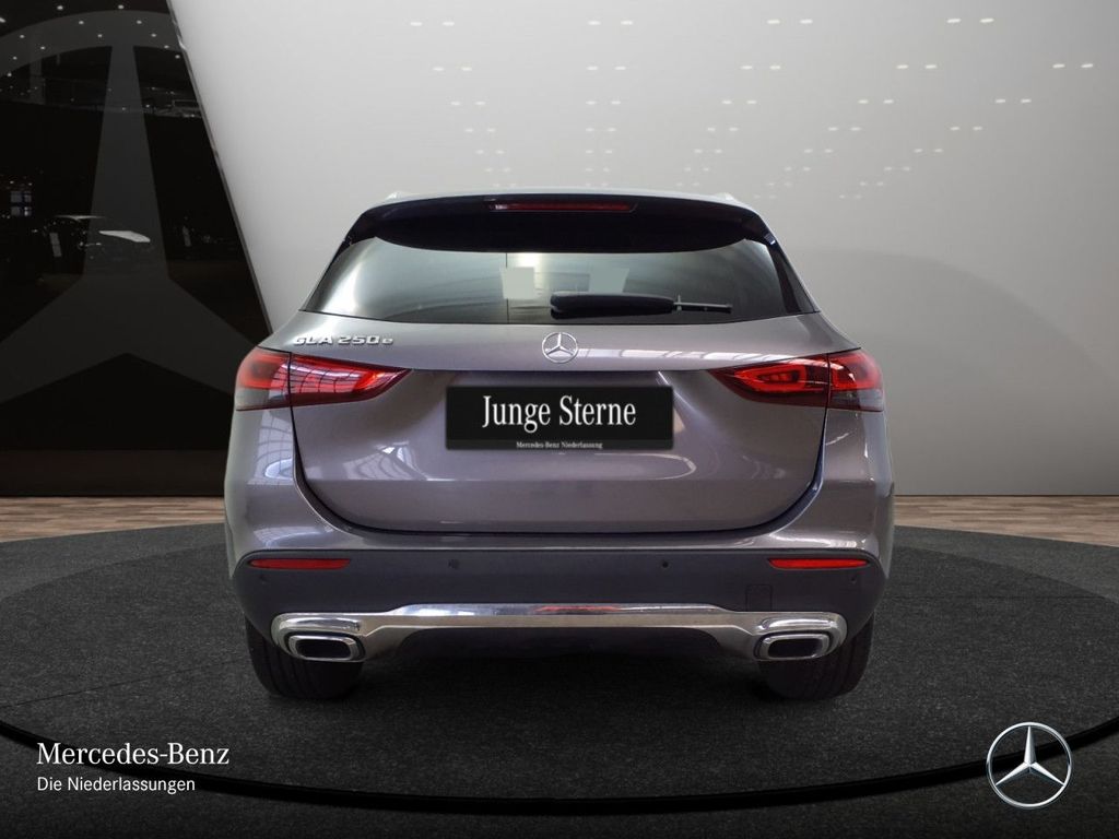 Mercedes-Benz GLA 250 2021