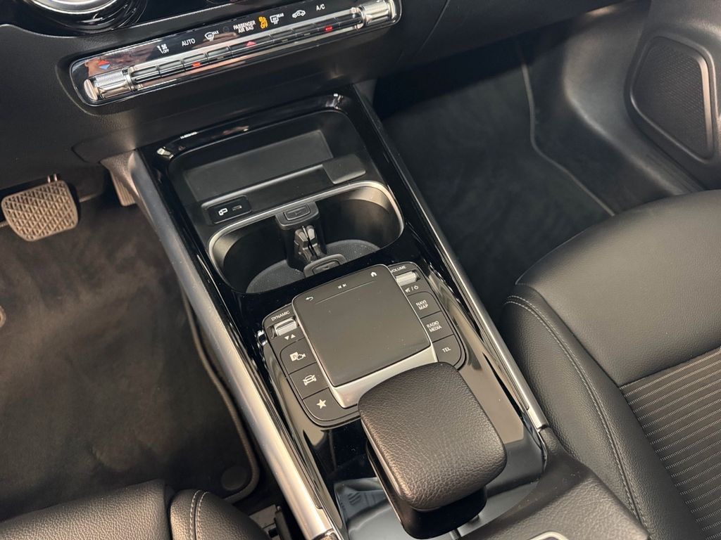 Mercedes-Benz B 200 2022