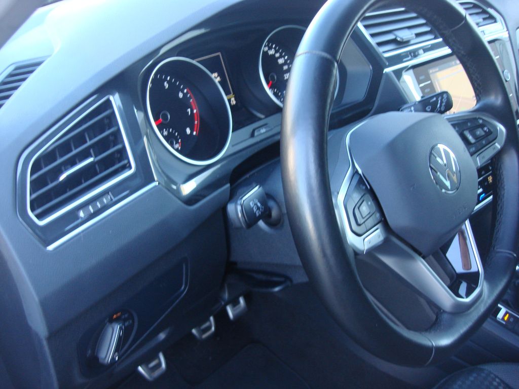 Volkswagen Tiguan 2021