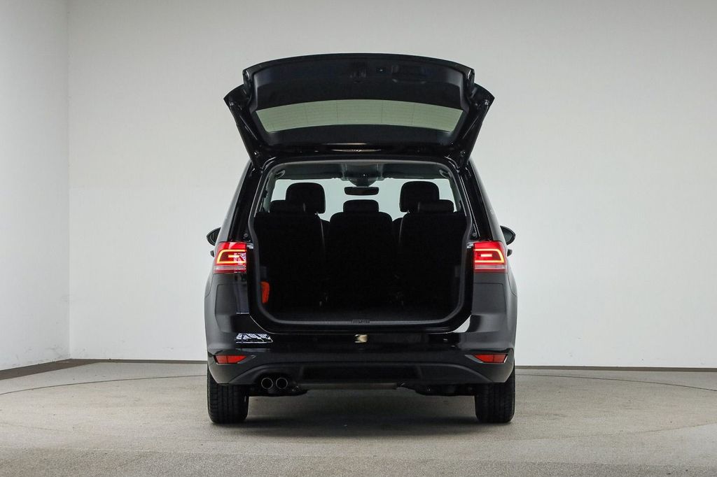 Volkswagen Touran 2025