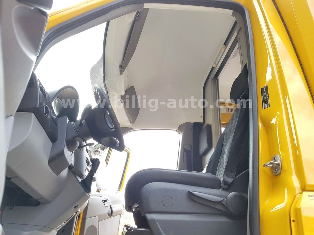 Mercedes-Benz Sprinter 2012