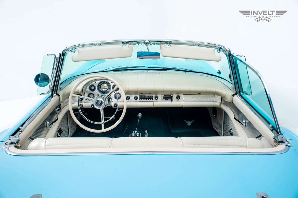 Ford Thunderbird 1957