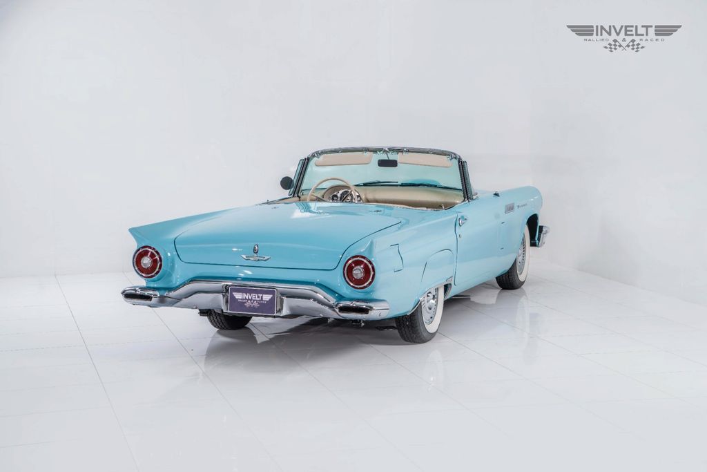 Ford Thunderbird 1957