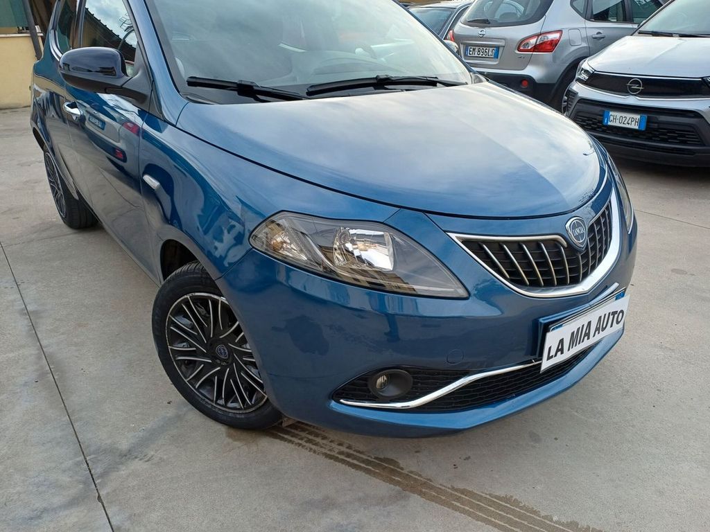 Lancia Ypsilon 2022