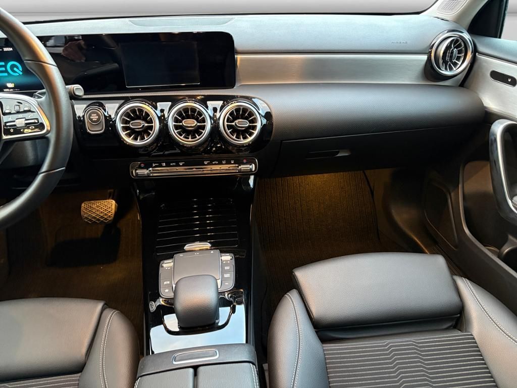 Mercedes-Benz A 250 2021