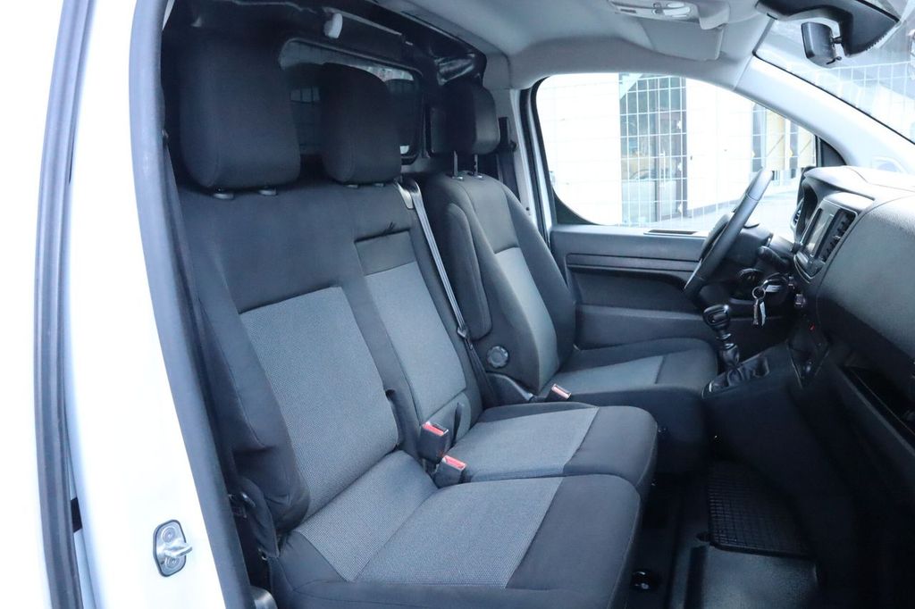 Opel Vivaro 2023