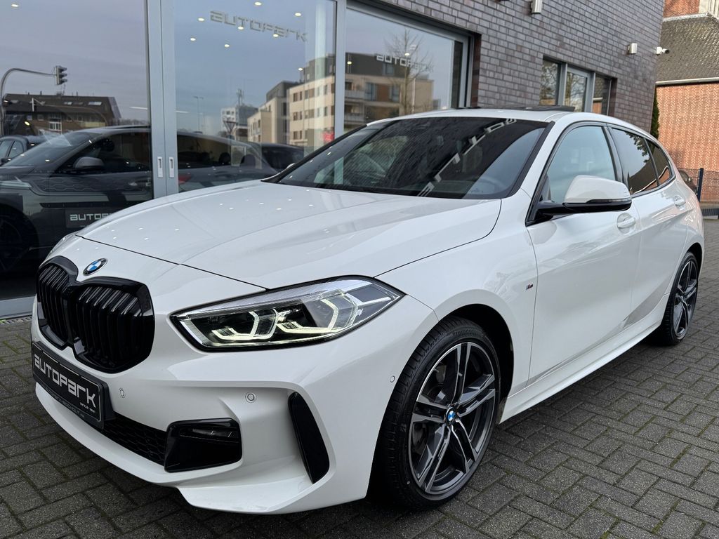 BMW 118 2024