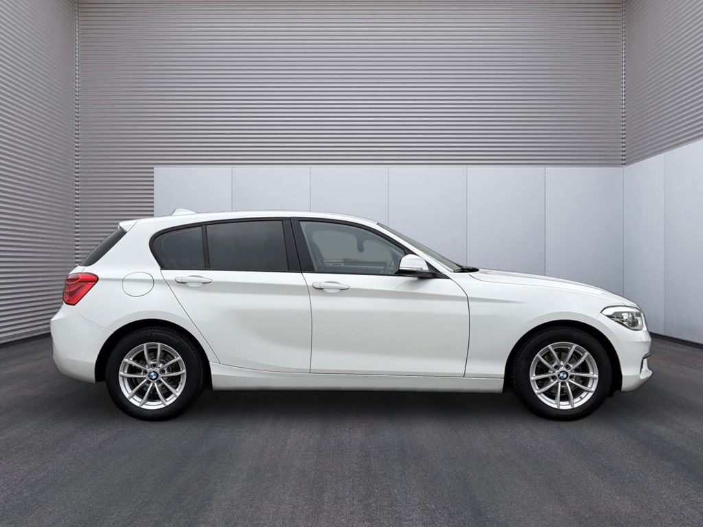 BMW 118 2015