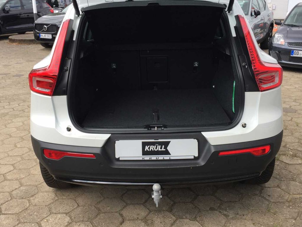 Volvo XC40 2024