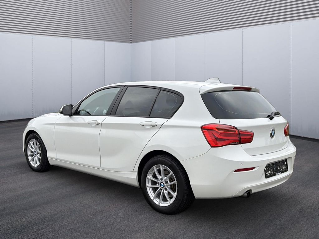 BMW 118 2015