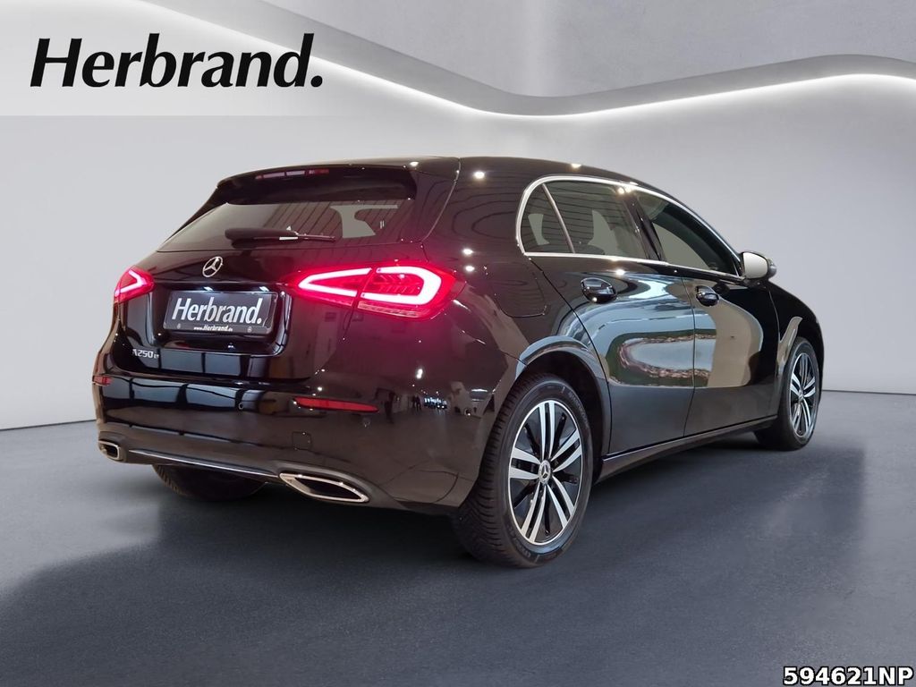 Mercedes-Benz A 250 2021