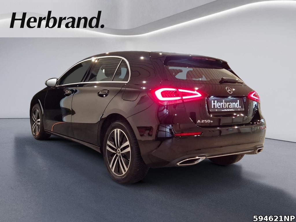 Mercedes-Benz A 250 2021