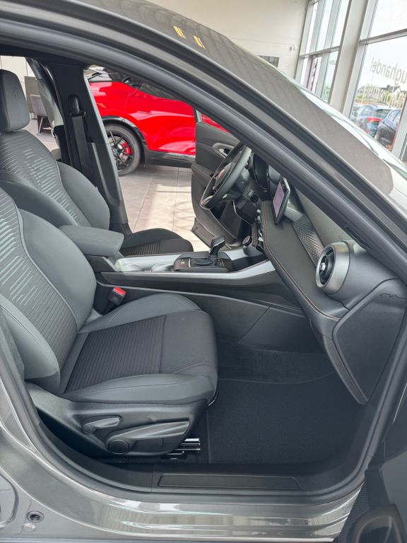 Alfa Romeo Tonale 2025