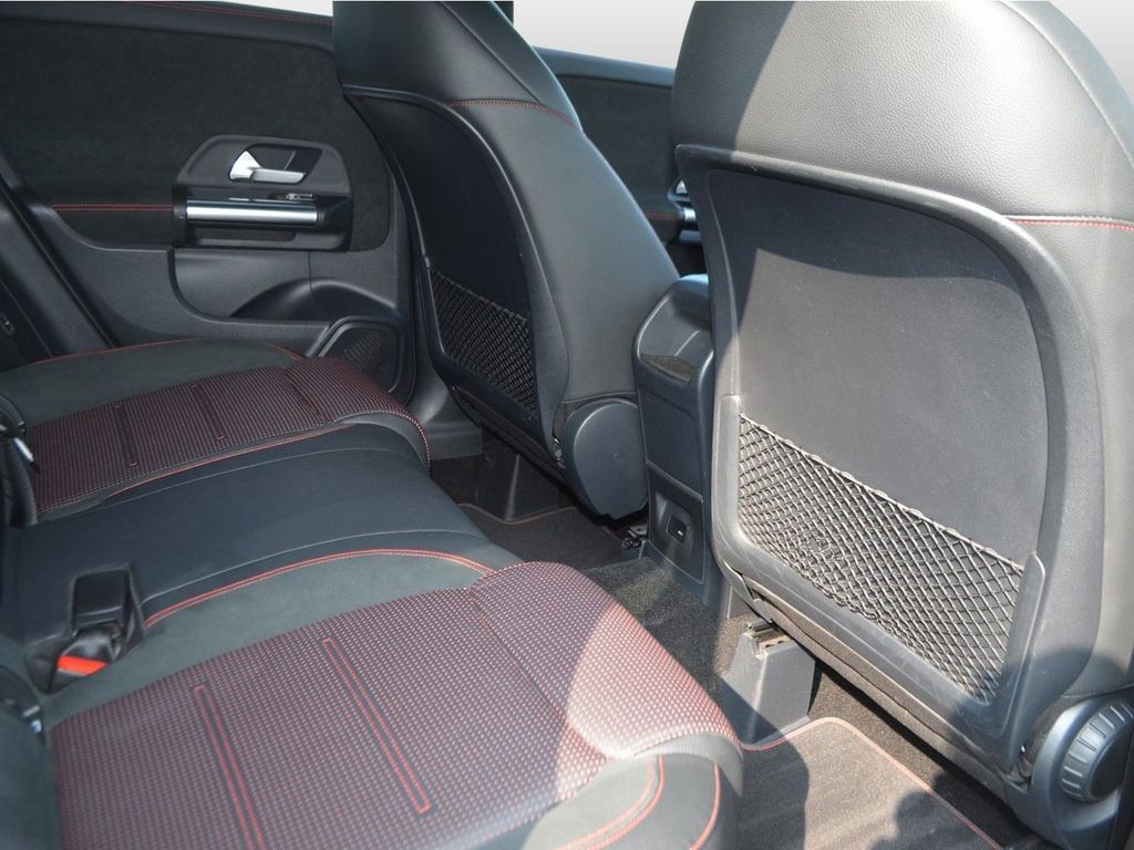 Mercedes-Benz GLA 250 2021