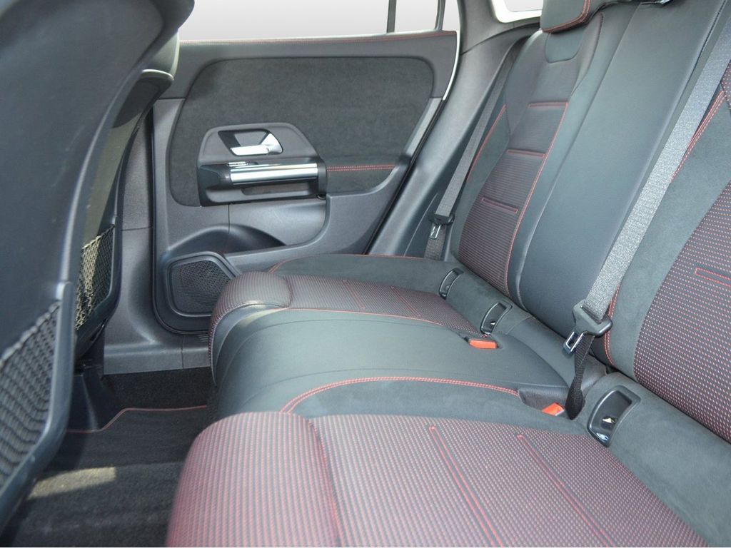 Mercedes-Benz GLA 250 2021