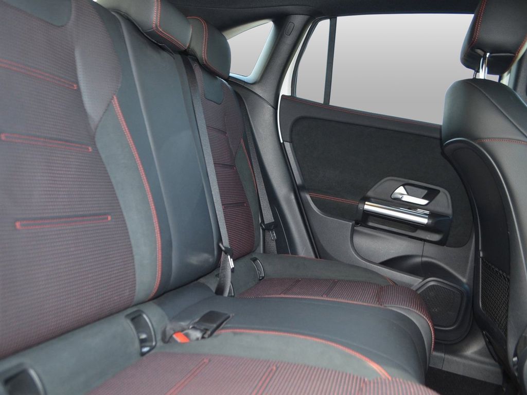 Mercedes-Benz GLA 250 2021