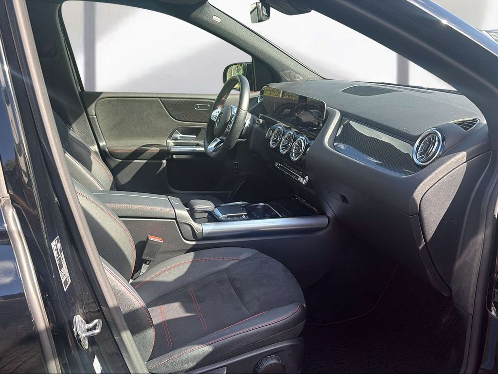 Mercedes-Benz B 250 2022