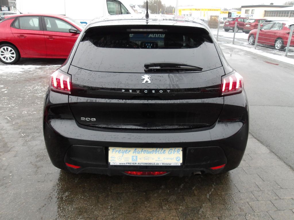 Peugeot 208 2023