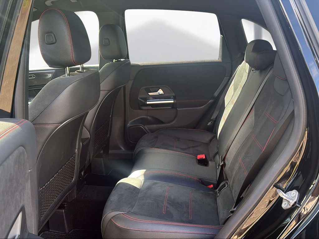 Mercedes-Benz B 250 2022