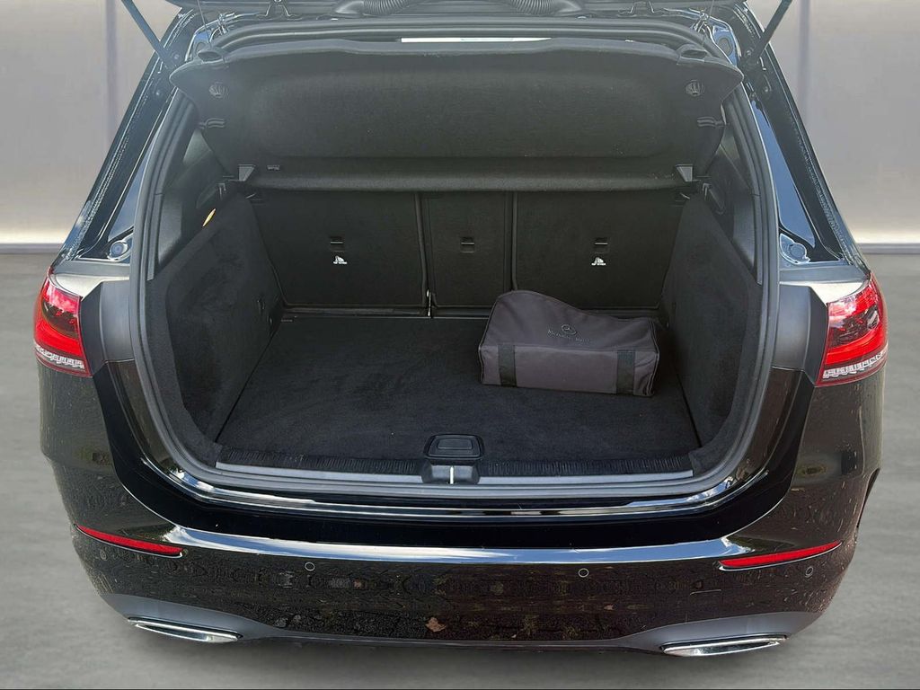 Mercedes-Benz B 250 2022