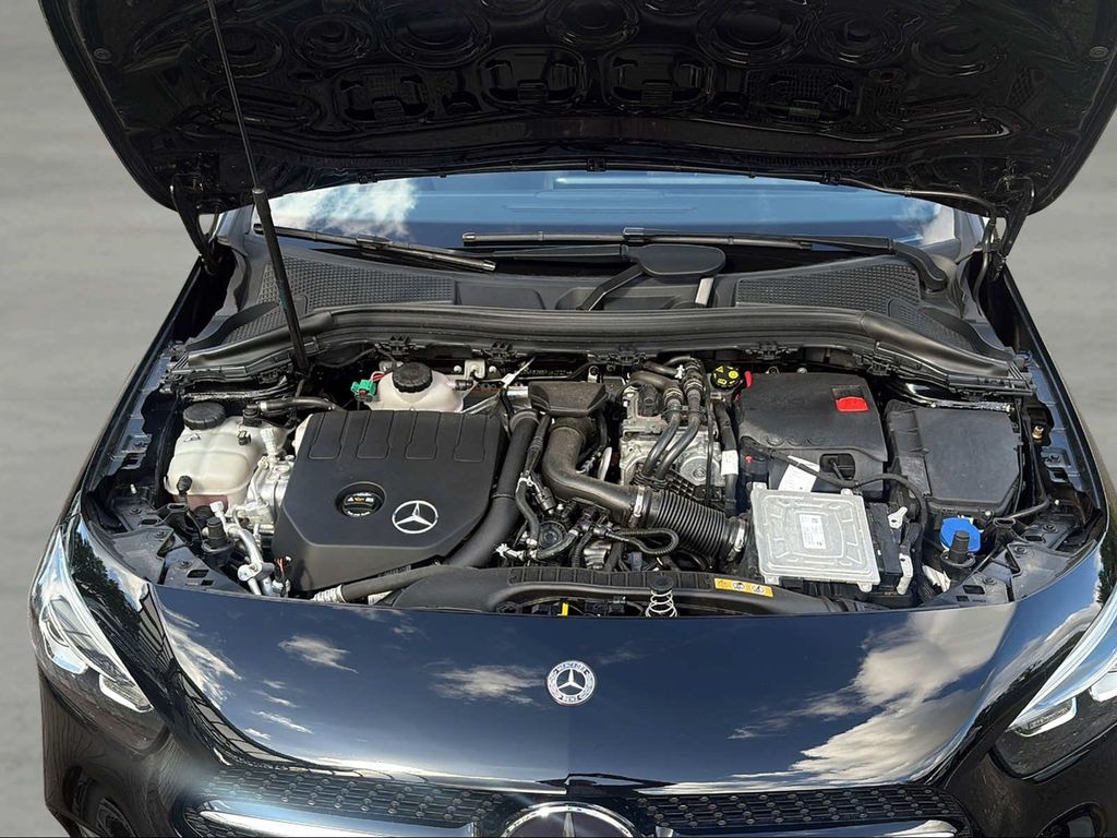 Mercedes-Benz B 250 2022