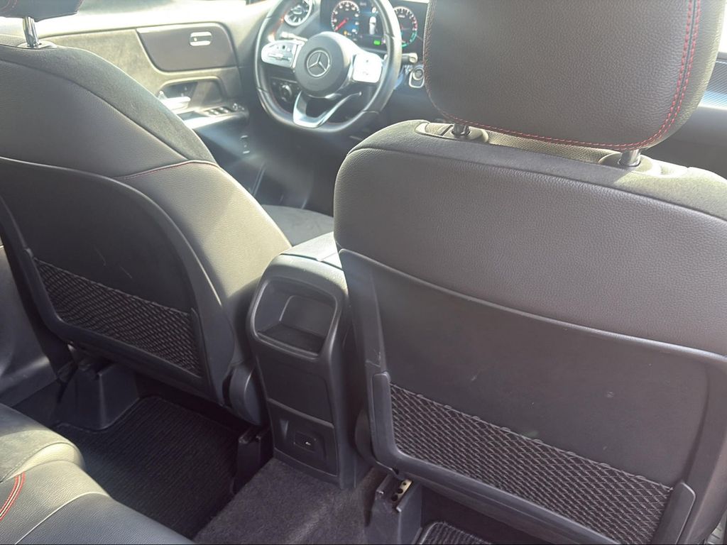 Mercedes-Benz B 250 2022