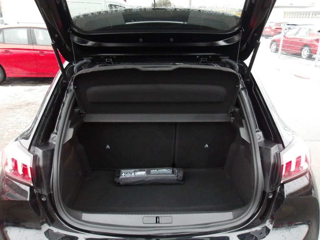 Peugeot 208 2023