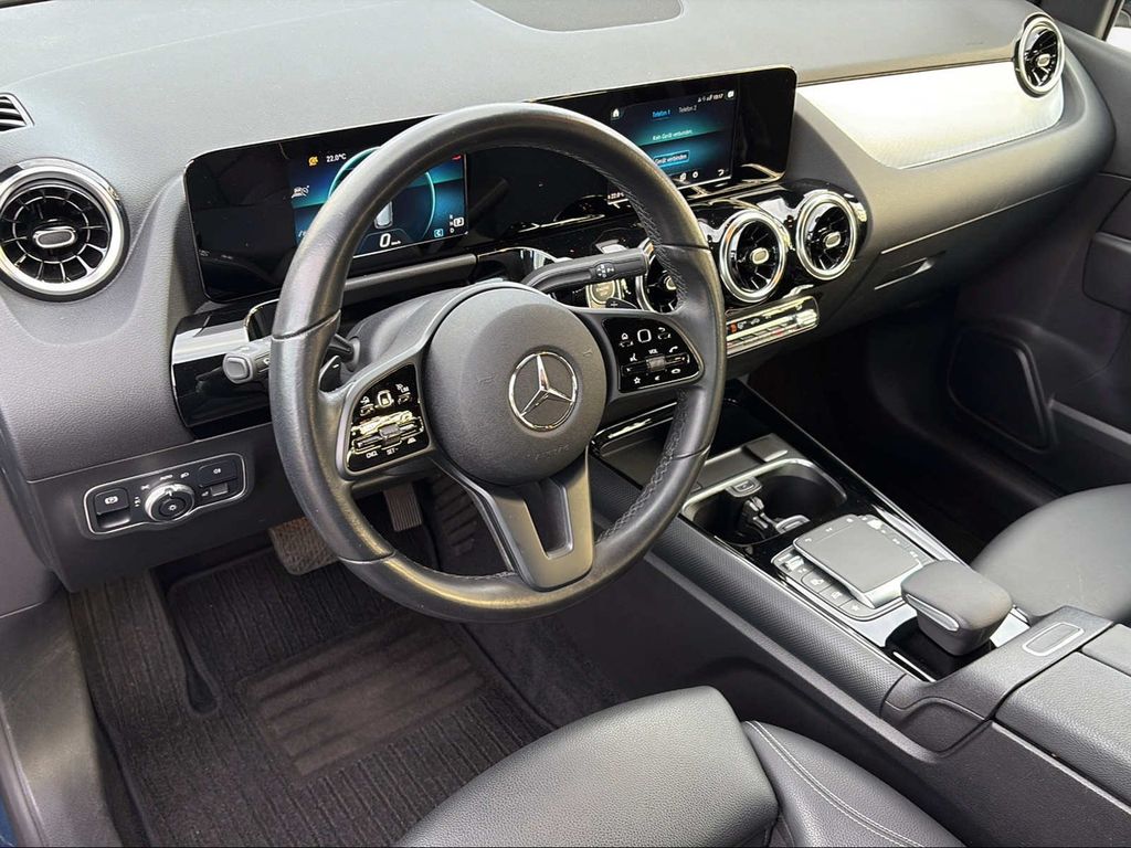 Mercedes-Benz B 200 2020