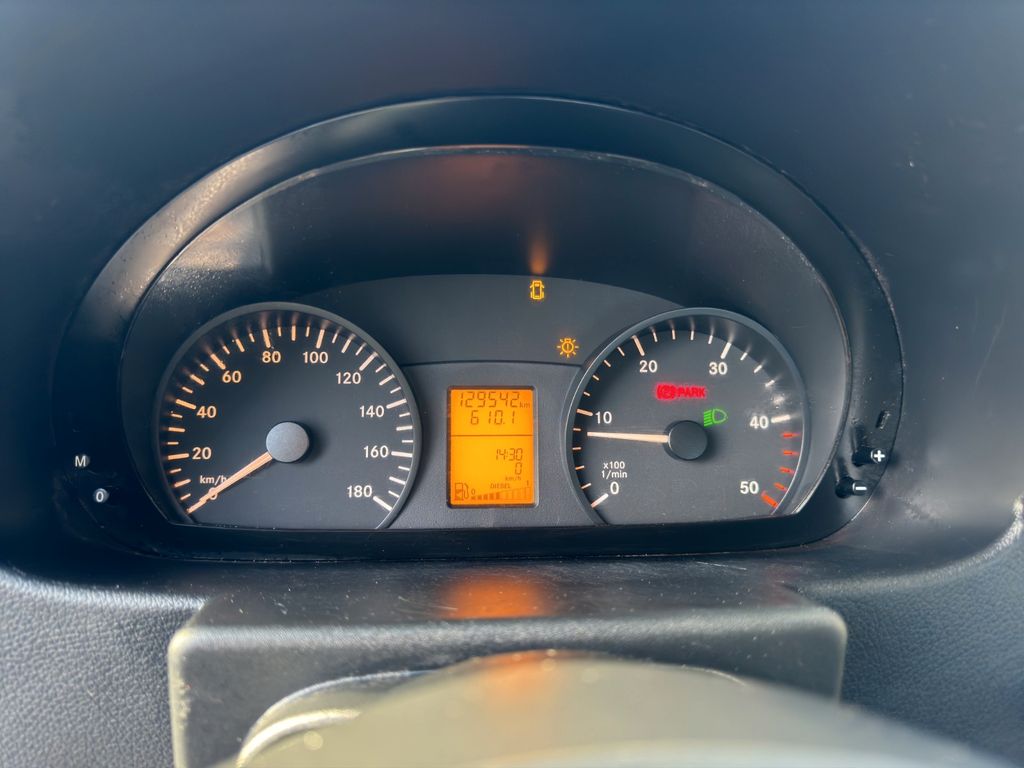 Mercedes-Benz Sprinter 2013