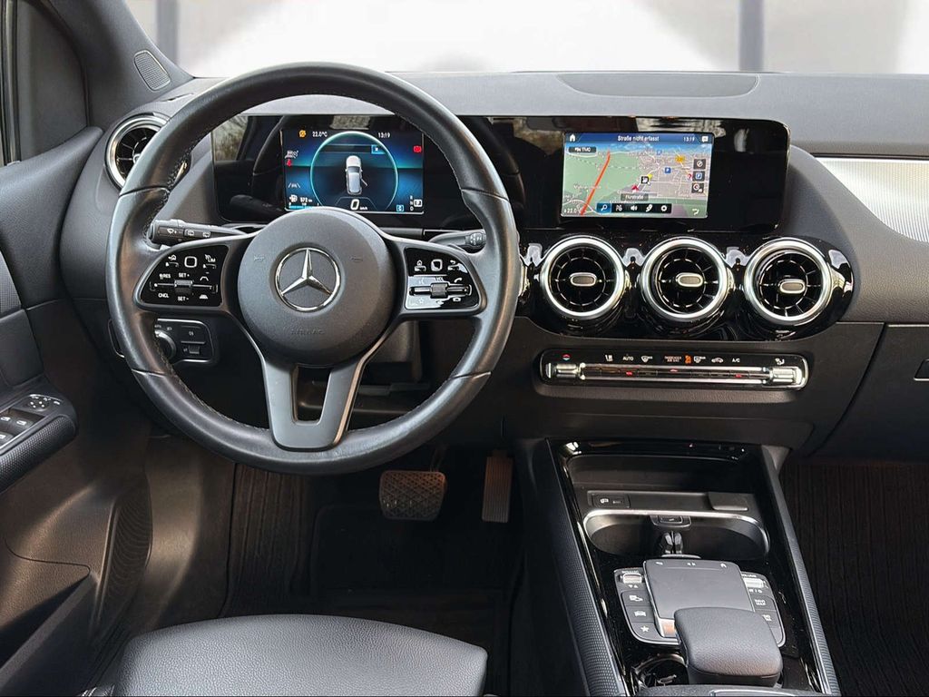 Mercedes-Benz B 200 2020