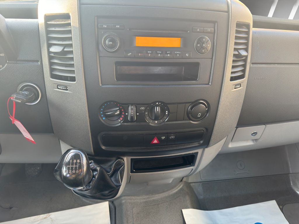 Mercedes-Benz Sprinter 2013