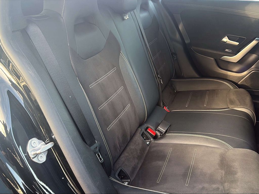 Mercedes-Benz CLA 250 2021