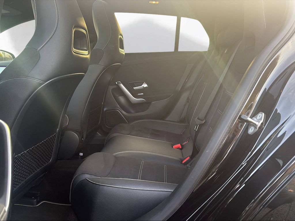 Mercedes-Benz CLA 250 2021