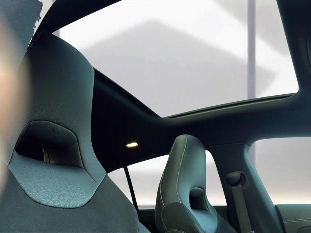 Mercedes-Benz CLA 250 2021