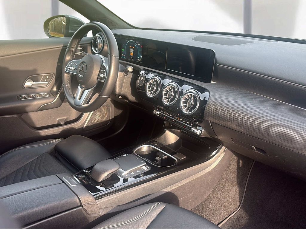 Mercedes-Benz A 250 2022