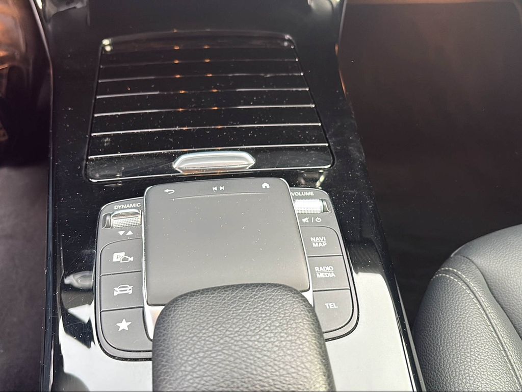 Mercedes-Benz A 200 2022