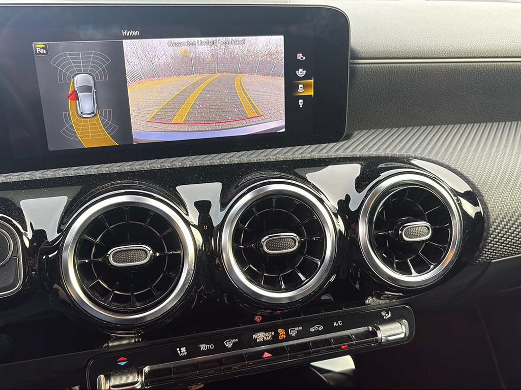 Mercedes-Benz A 200 2022