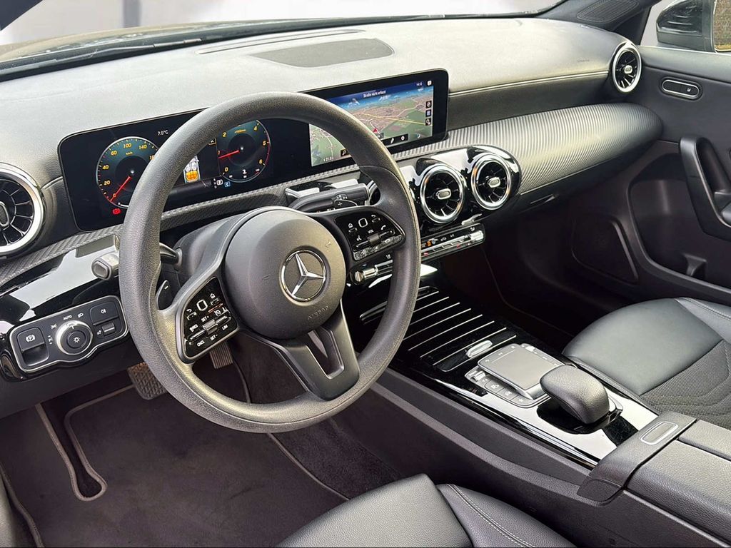 Mercedes-Benz A 200 2022