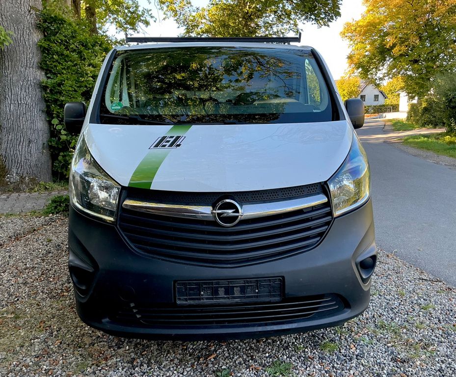 Opel Vivaro 2015