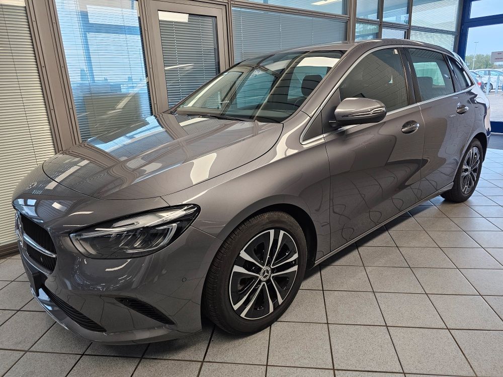 Mercedes-Benz B 180 2024